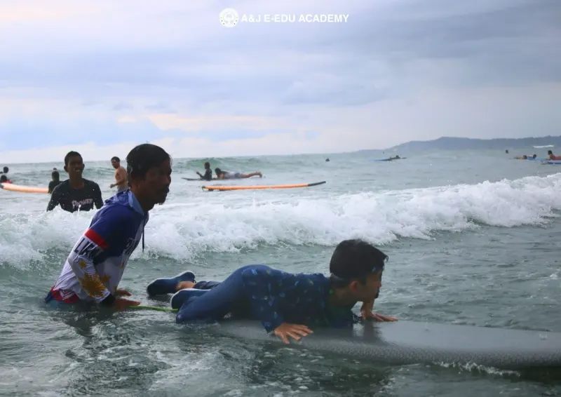 أنشطة نهاية الأسبوع للصغار في A&J e-Edu Academy، باقيو