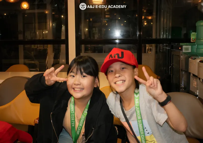 حفل الترحيب في A&J e-Edu Academy، باقيو