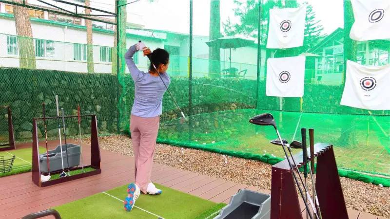 Golf Driving Range, photo 11 of 18