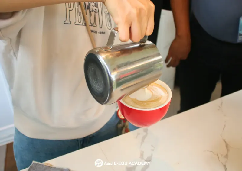 A&J e-Edu Academy（バギオ）のEco Brew